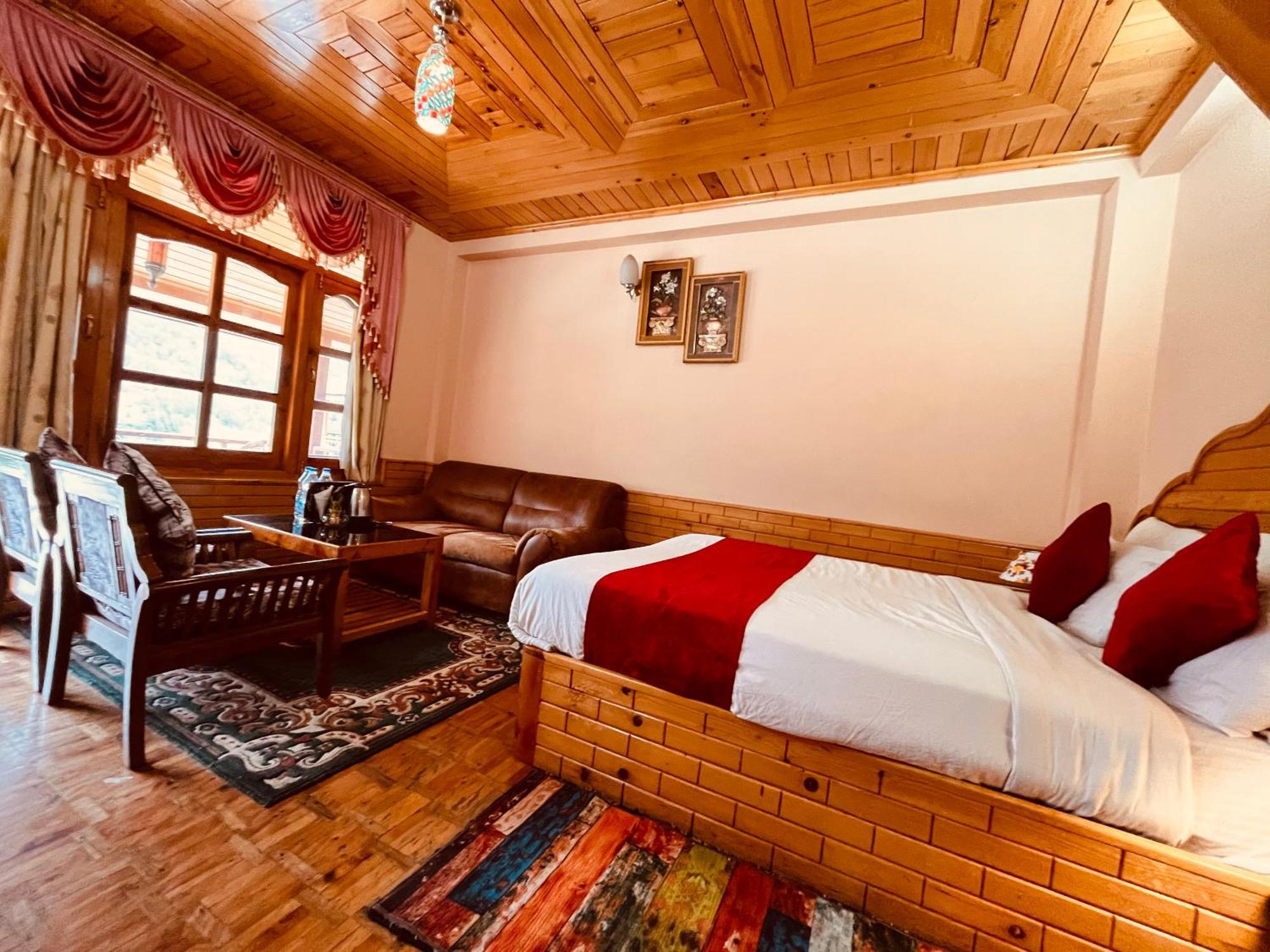 Hotel Hollywood Vibes #Riverview #Premium Rooms #Prime Location #Most Awarded #Parking #Top Rated #Open Terrace #Lawn #Best Selling Hotel In Manali Exterior foto