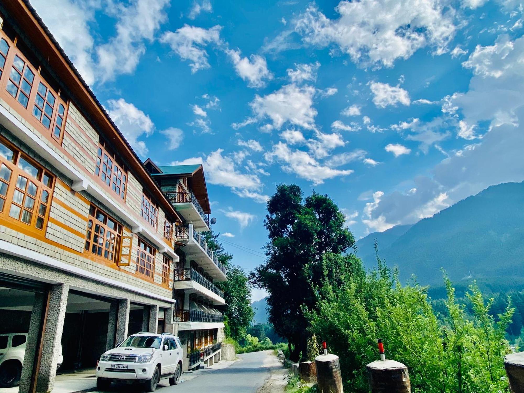 Hotel Hollywood Vibes #Riverview #Premium Rooms #Prime Location #Most Awarded #Parking #Top Rated #Open Terrace #Lawn #Best Selling Hotel In Manali Exterior foto